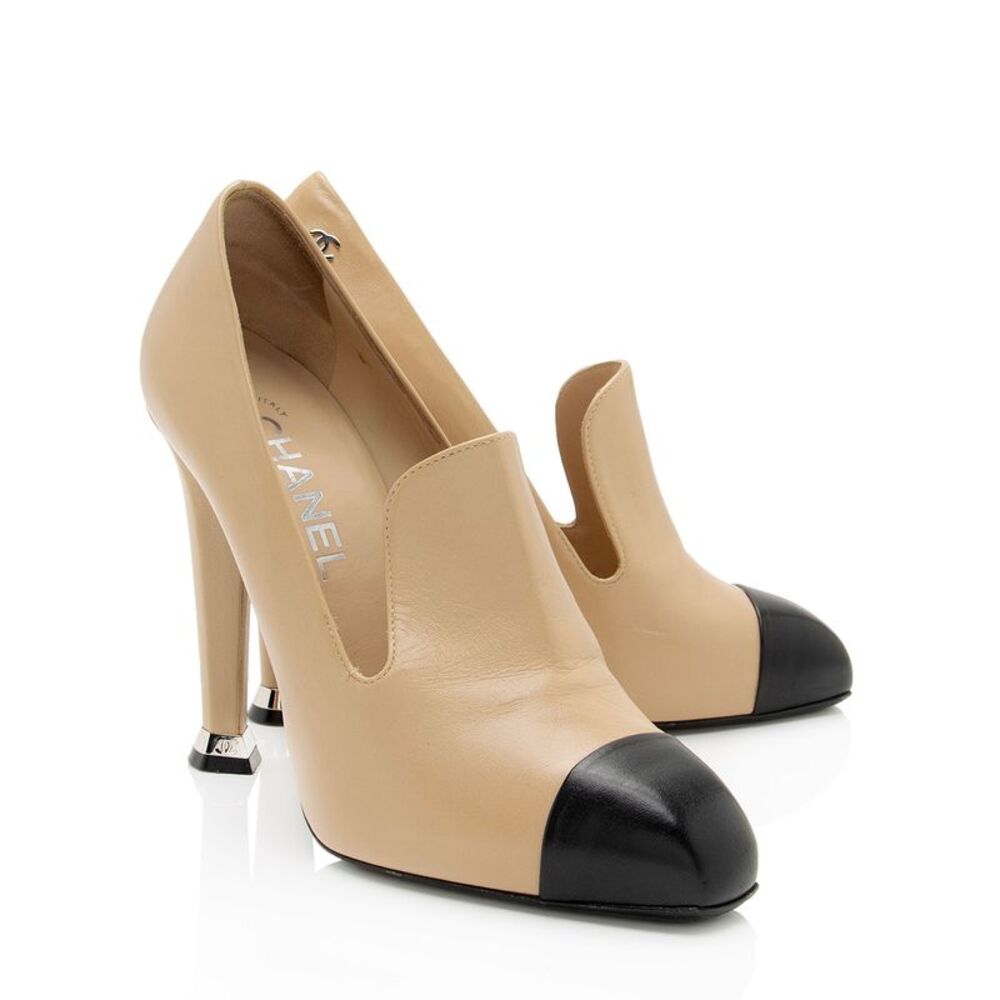 Chanel Lambskin CC Cap Toe Pumps - Size 7.5 / 37.5 - Picture 2 of 9